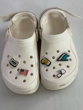 Crocs Mega Crush Platform Clogs White Bone Women's Size 6 Men‎ Size 4 Iconic